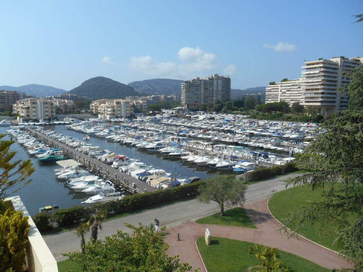 Appartement Le France - Vacances Cote D'Azur Mandelieu Buitenkant foto