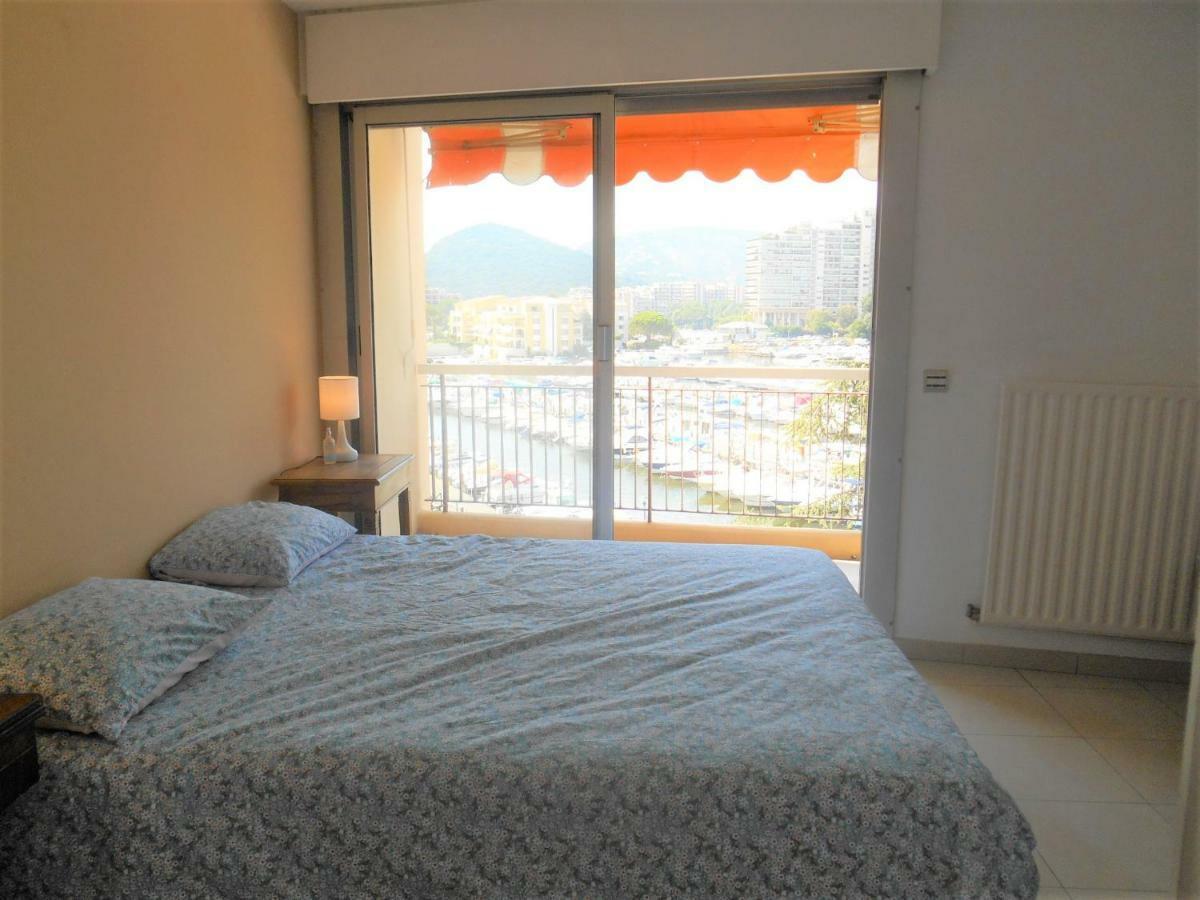 Appartement Le France - Vacances Cote D'Azur Mandelieu Buitenkant foto